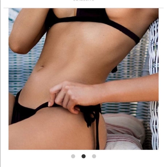 - - Chloe rose two piece bikini top is xs and bottoms are medium l - Picture 3 of 16